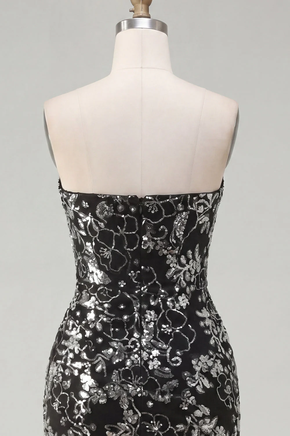 Sparkly Black Bodycon Strapless Short Cocktail Dress with Sequins - Image 8