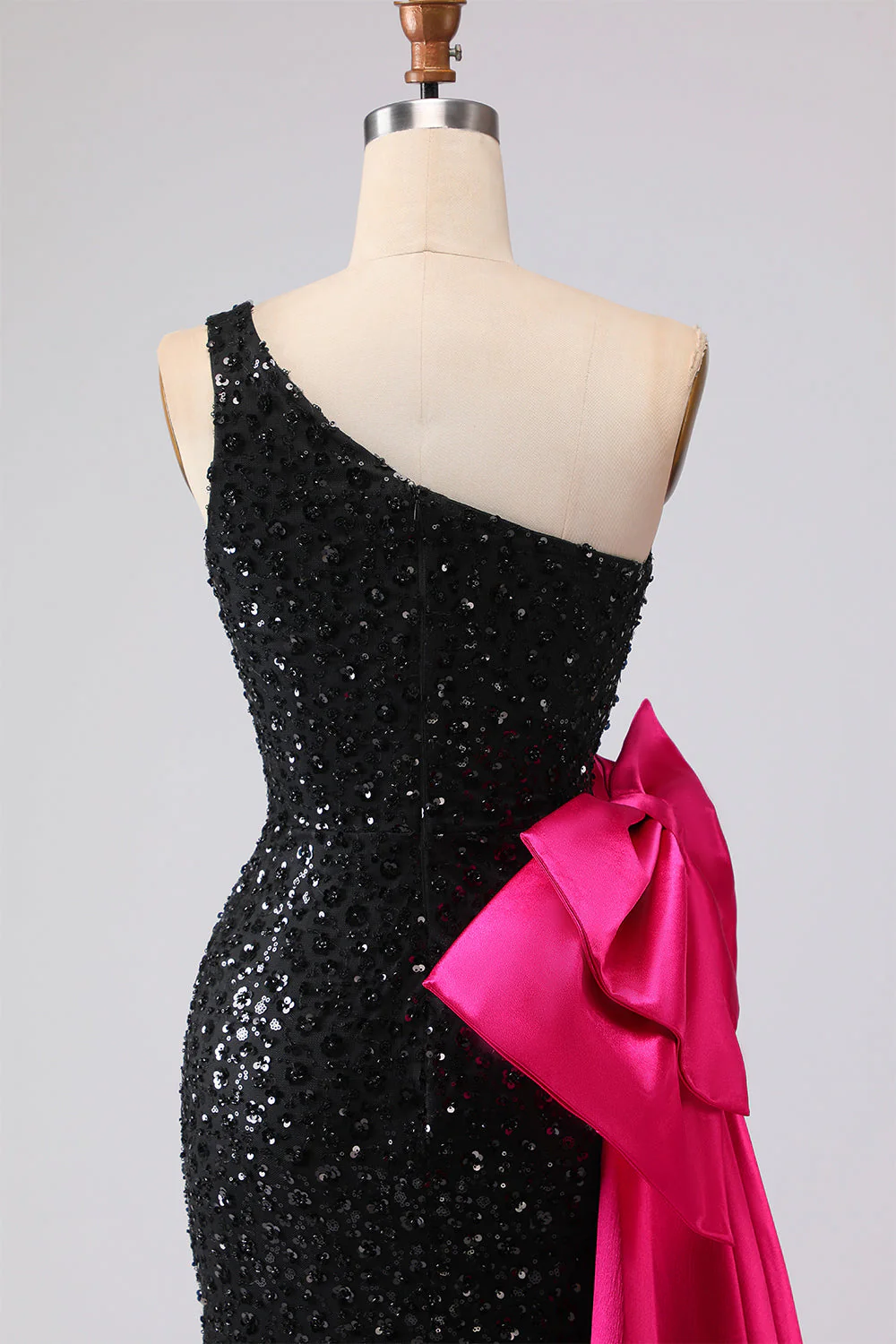 Sparkly One Shoulder Black Mermaid Sequin Long Prom Dress with Bow - Image 7