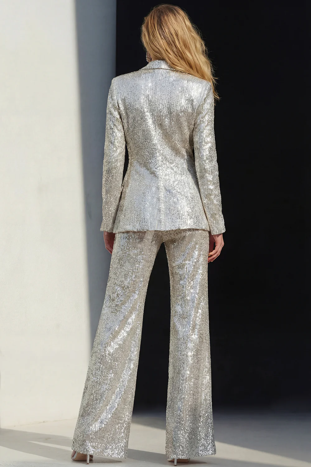 Sparkly Silver 2 Piece Sequins Notched Lapel Women Prom Suits - Image 2