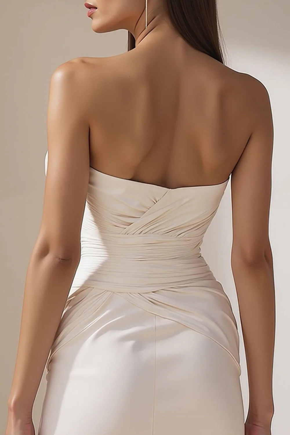 Sweetheart White Bodycon Ruched Mini Wedding Dress - Image 4