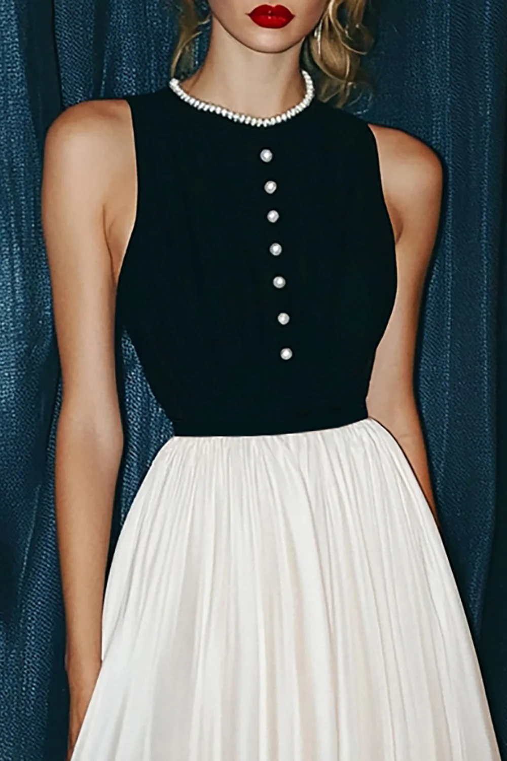 Vintage Black and White Chiffon Long Formal Dress - Image 2