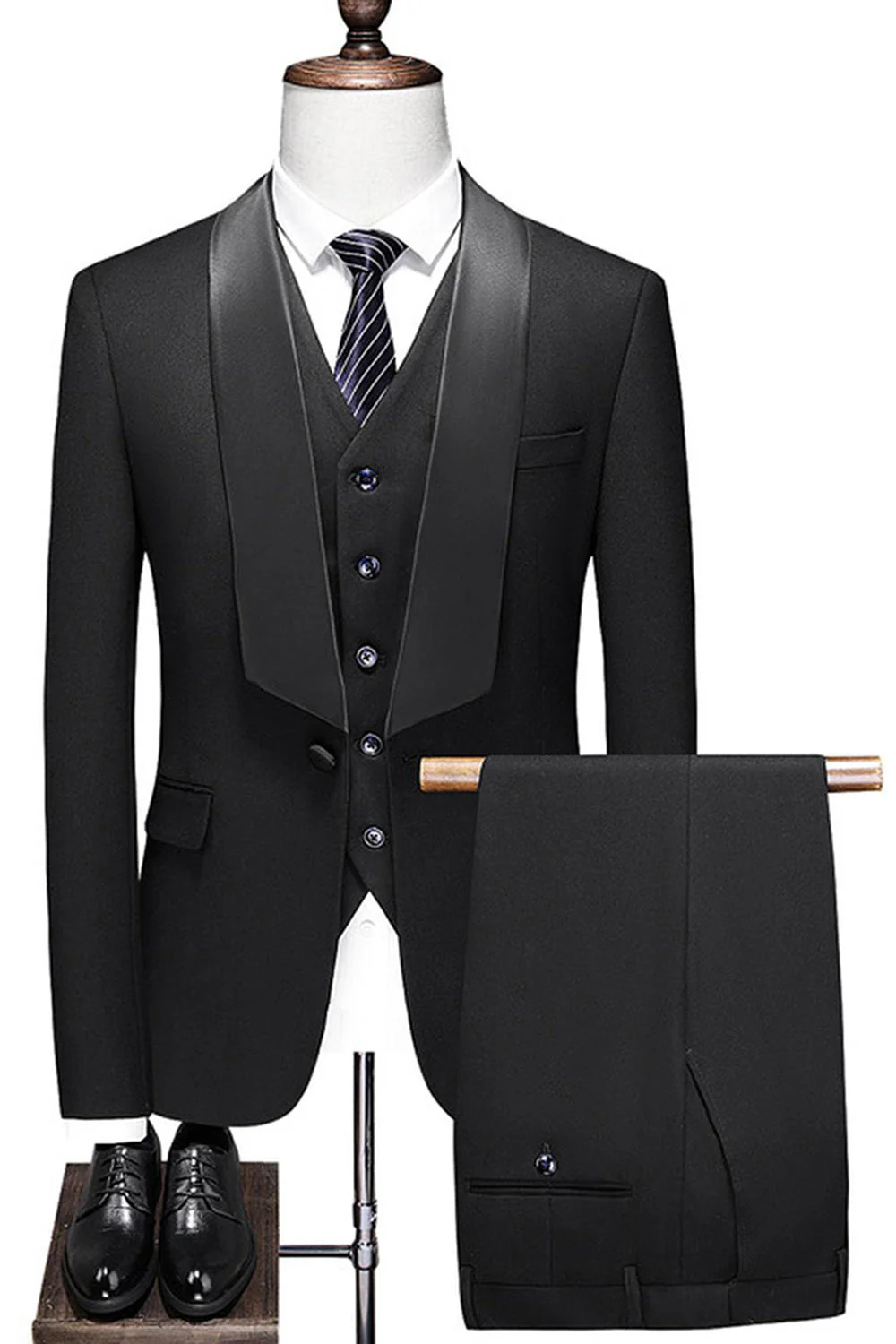 White 3 Pieces Shawl Lapel Men's Wedding Suits - Image 7