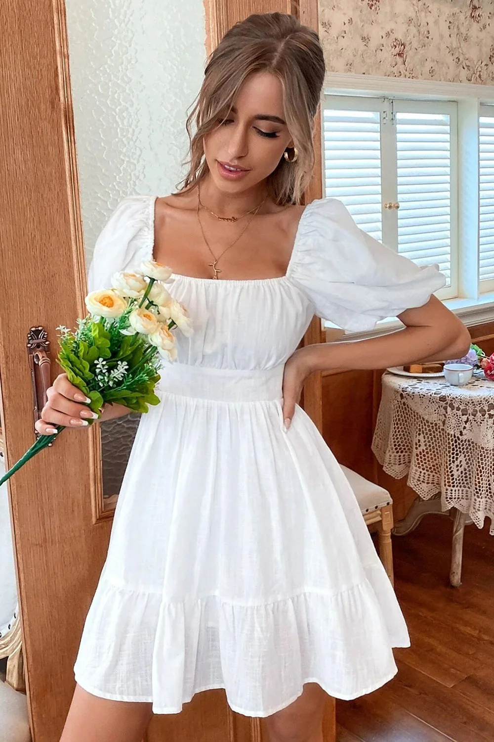 White Square Neck Mini Graduation Dress With Short Sleeves - Image 4