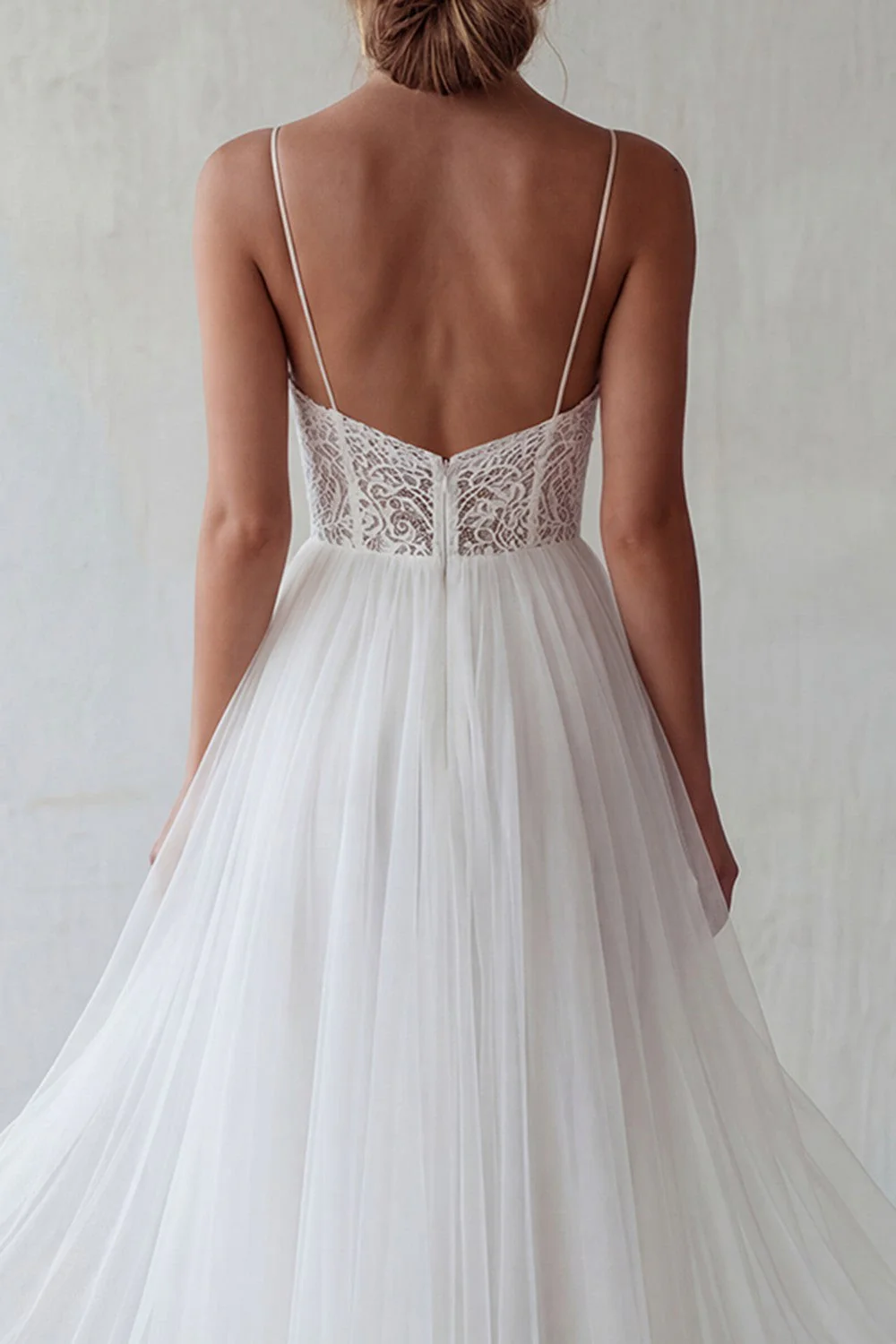 White Tulle A-Line Spaghetti Straps Engagement Dress with Lace - Image 4