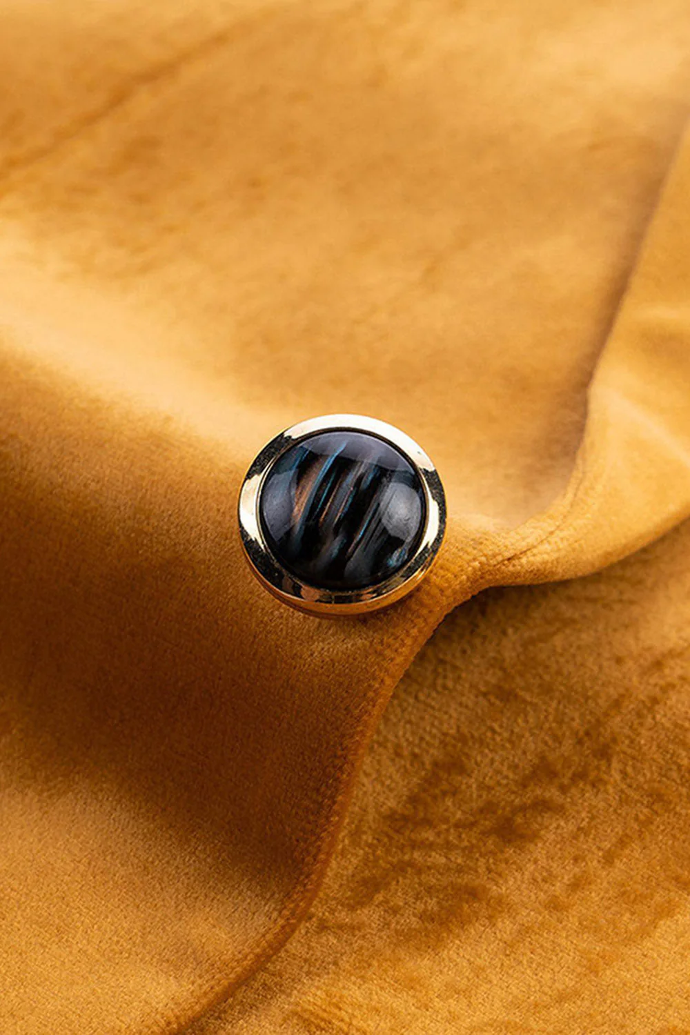 Yellow Peak Lapel One Button Prom Blazer - Image 4